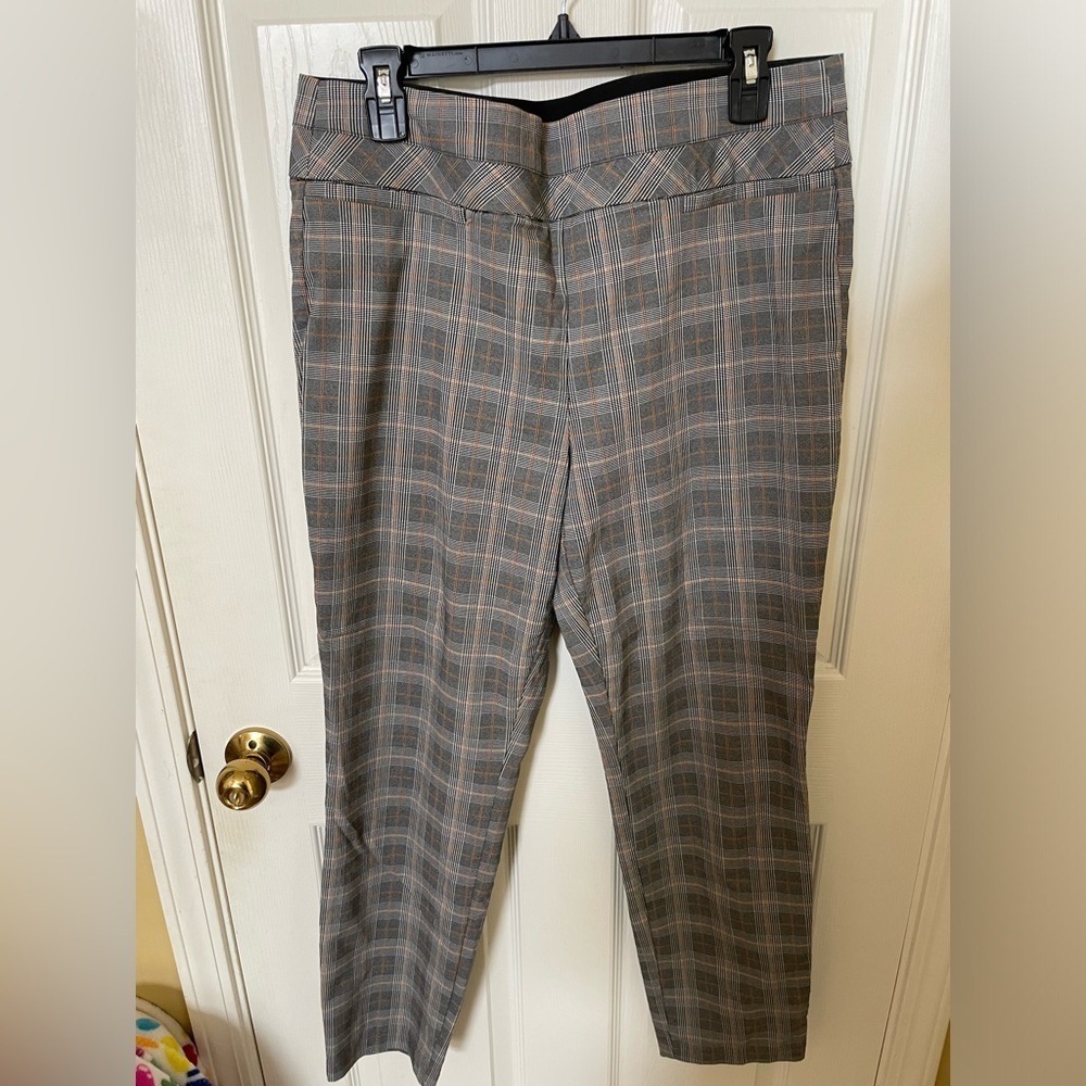XL plaid trousers
